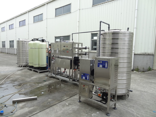 comprare Impianto di trattamento dell'acqua industriale con una capacità di 200 kg e una pressione di funzionamento da 0,2 a 0,6 MPa online manufacture
